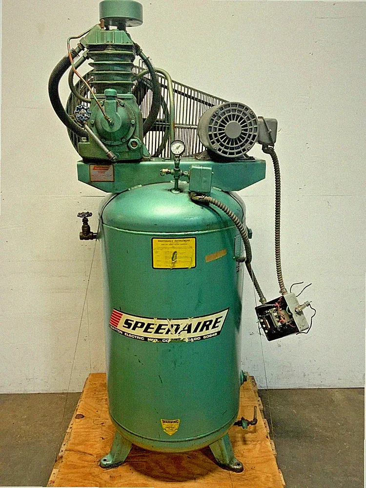 Dayton Speedaire 3Z745 2-Stage Industrial Vertical Air Compressor D8B